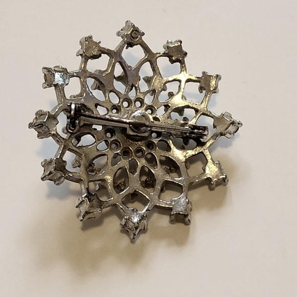 vintage starburst brooch - Picture 3 of 7